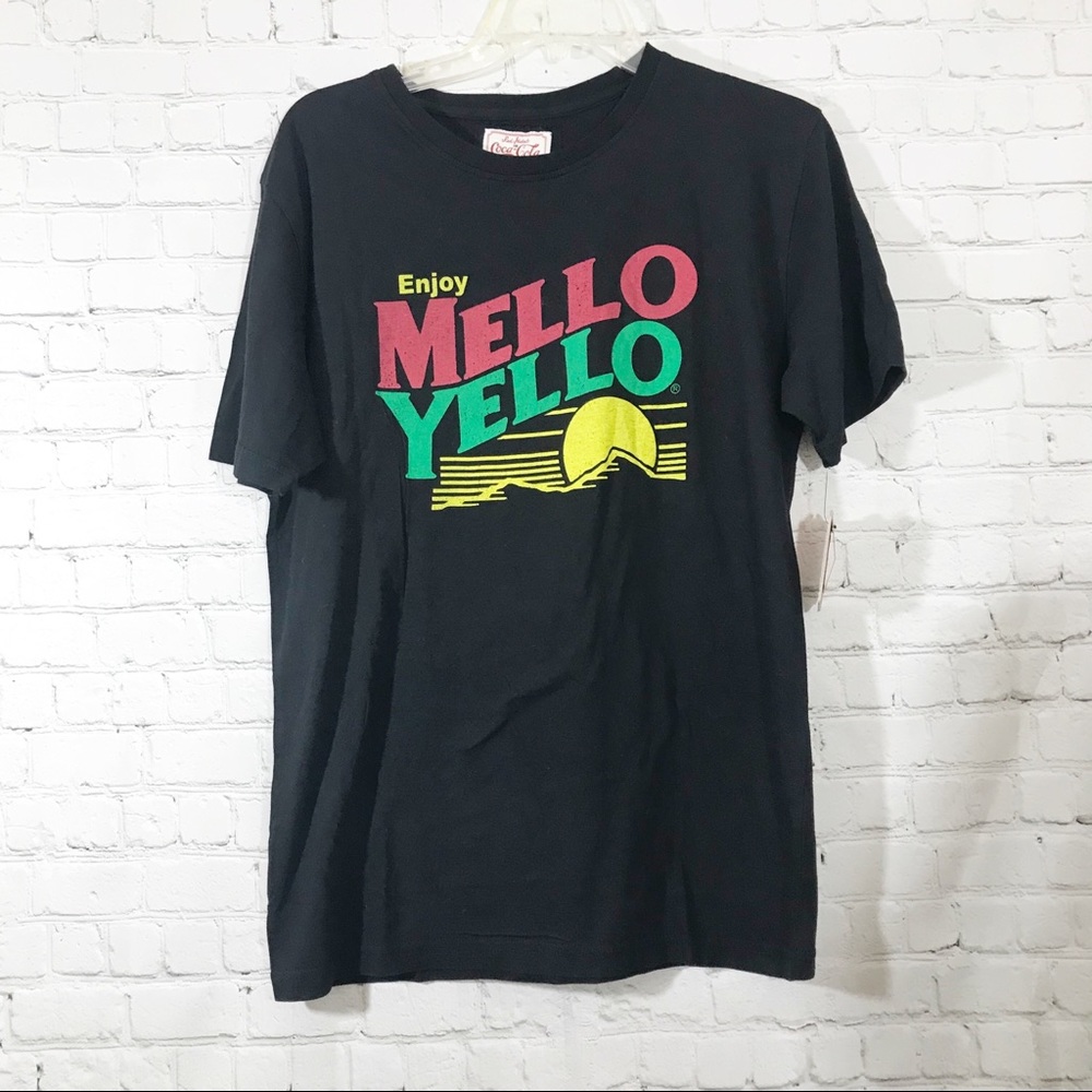 Red jacket Mello yellow Tshirt size Small NWT